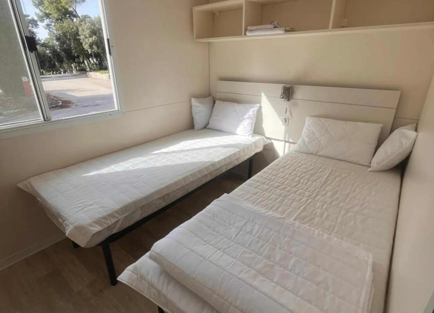Kemp Mobile Home Ana Mia Biograd Na Moru