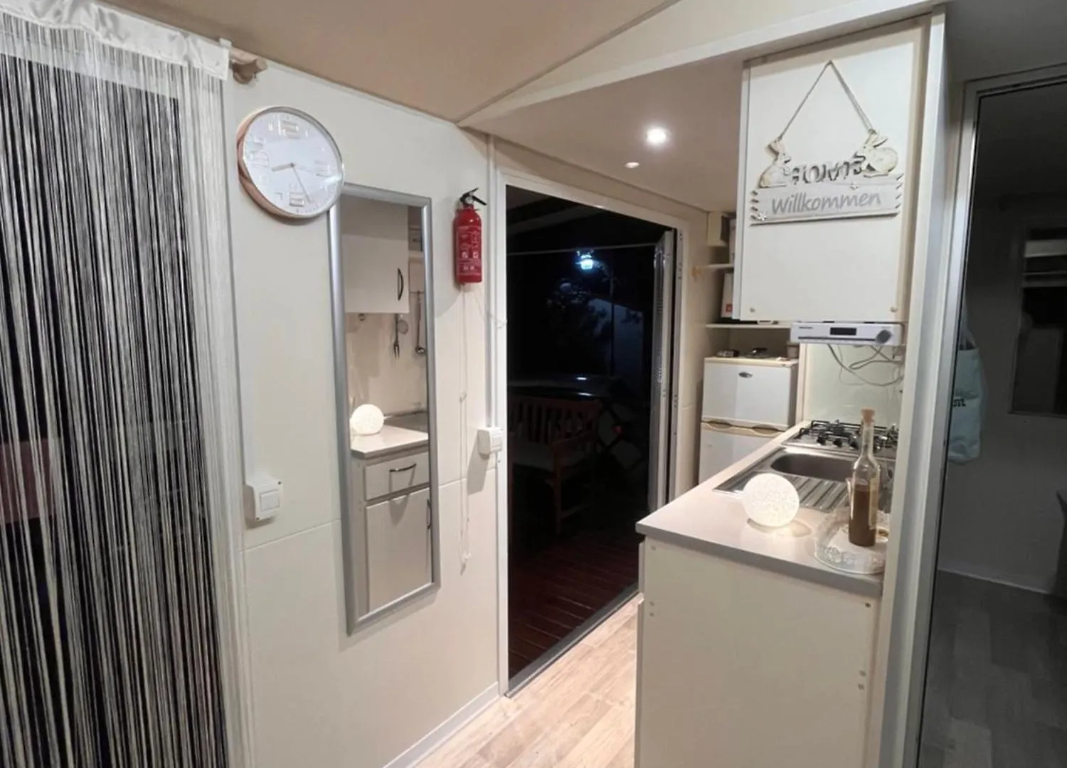 Mobile Home Ana Mia Biograd Na Moru