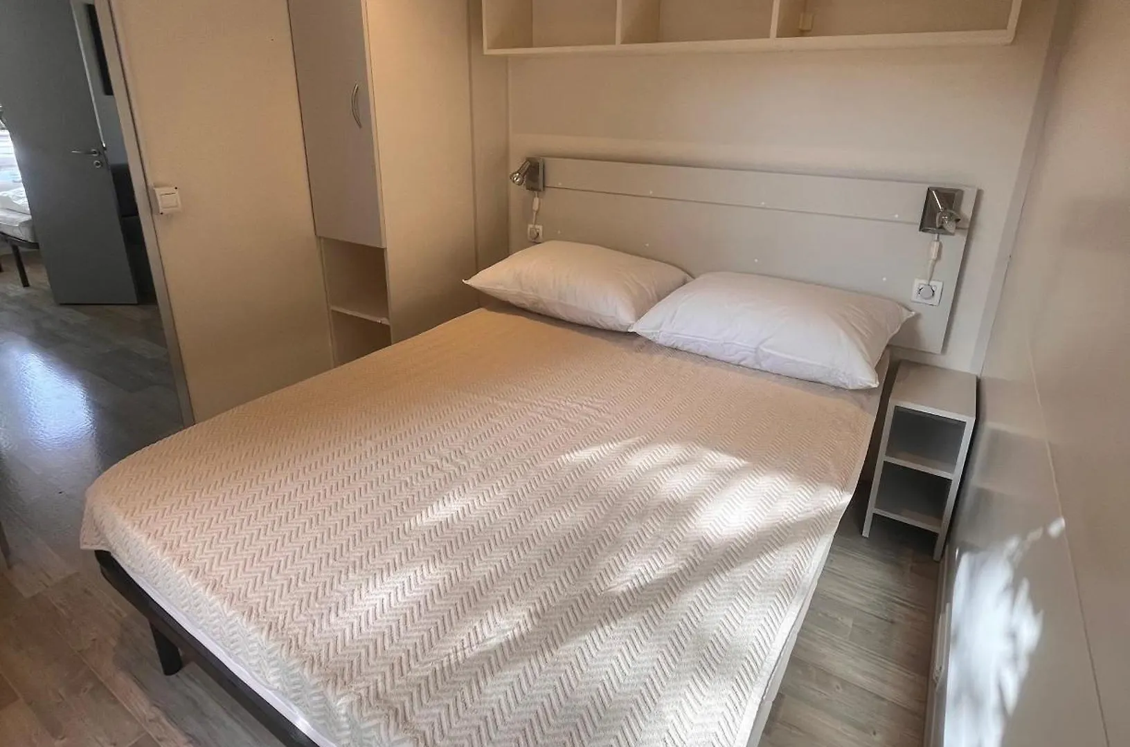 Mobile Home Ana Mia Biograd Na Moru Kemp