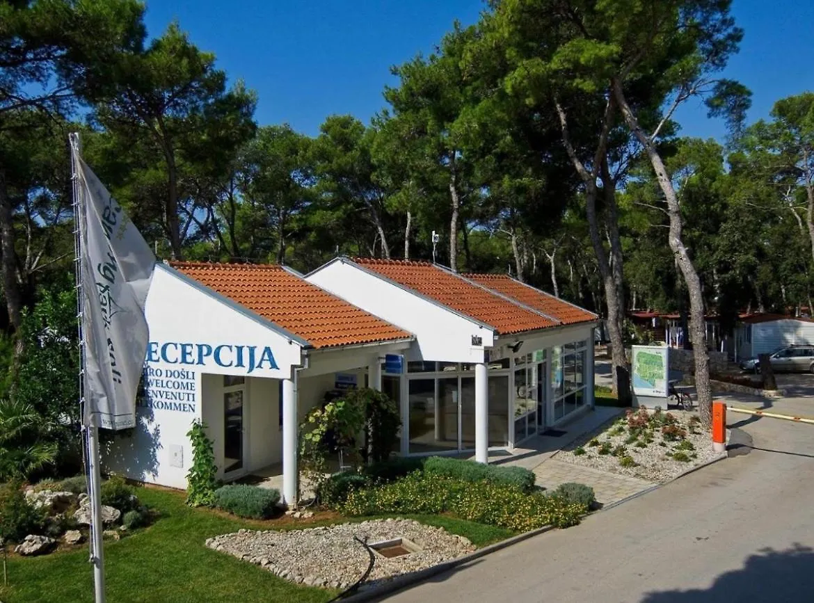 Kemp Mobile Home Ana Mia Biograd Na Moru